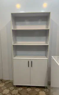 ویترین یا کتابخانه