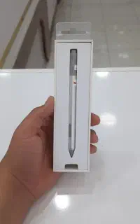 قلمsurface 2017