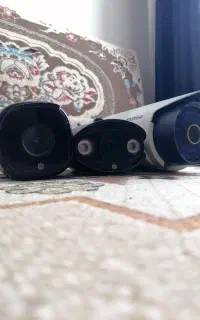 سه عدد دوربین Hd و دستگاه 8کانال به همراه تجهیزات