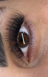 اکستنشن مژه و کاشت مژه رایگان