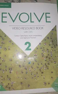 کتاب زبان انگلیسی evolve 2