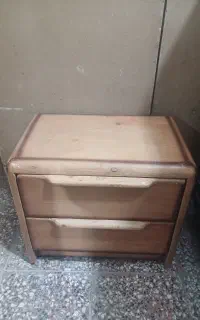 پاتختی چوبی