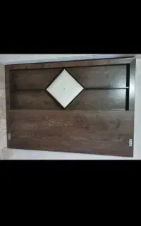 تخت ۲نفره سرویس دارد سالم وتخت یک نفره فلزی