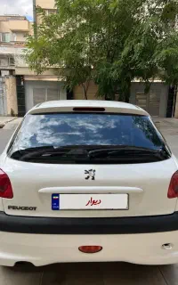 206 مدل ۹۶ بدون‌ رنگ شاسی سالم