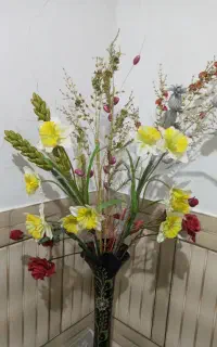 گل وگلدون ودست بند و۲۴ تا النگو طلا روس