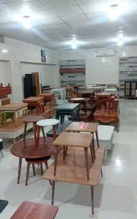 جلو مبلی. عسلی. میز پذیرایی.