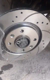 جلوبندی و لوازم یدکی