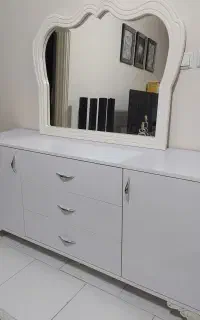 آینه و کنسول
