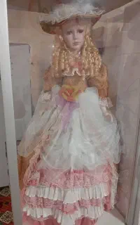 عروسک مجلسی