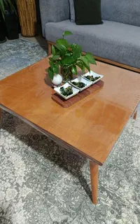 میز به همراه 2 عدد گل میز روکش راش