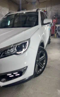 پولیش واکس‌ و نقاشی خودروتضمینی چند ساله(۱.۱۰۰)