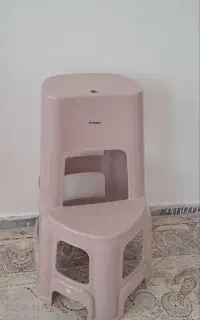 چهارپایه پلاستیکی