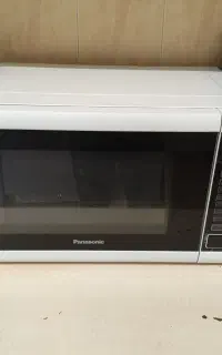 مایکروویو پاناسونیکNN-ST651W با ۸ برنامه