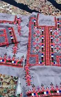 شیرازه دوزی لباس بلوچی