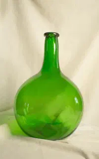 گلدان یا بطری