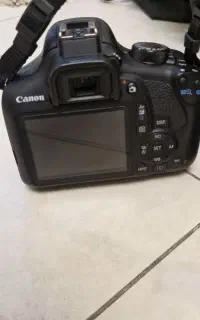 دوربین canon 1300d  با ۶۰۰۰ شاتر