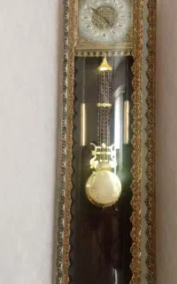 ساعت ایستاده در حد نو جنس برنز، شیک