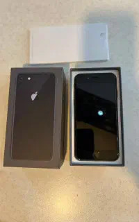آیفون 8 64GiG Iphone