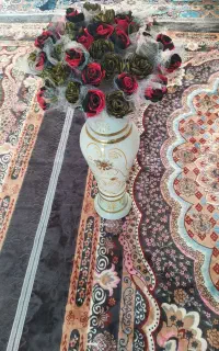 گل و گلدان