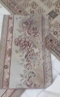 ۵عدد فرش پادری تمیز وسالم به فروش میرسد