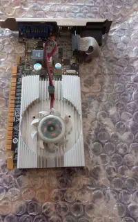 یک گیگ ddr3  سالم  بدون خرابی