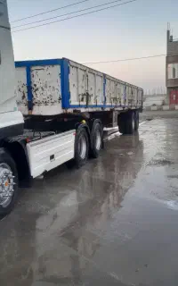 تریلی بغلدار