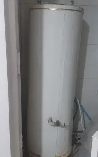یک عدد ابگرم کن سالم