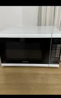 ماکروویو پاناسونیک مدل 651w سالم