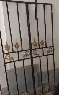 درب اکاردیونی دب ورودی محافظ پمپ اب اپارتمان