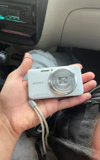 دوربین sony W830