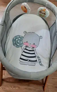 تخت گهواره ای تاشو
