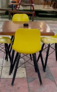 صندلی پایه ایفلی