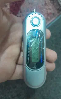 دستگاه آهنگ با هندزفری DIGITAL MP3 PLAYER