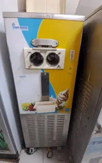 دستگاه بستنی ژل ماتیک درحد صفر
