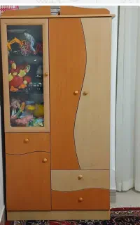 کمد در حد نو بدون ضربه