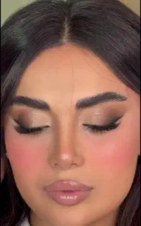 جذب مدل میکاپ
