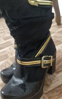 پوتین مجلسی ۱۲سانتی کاملا سالم