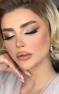 میکاپ وشینیون cipبا تخفیف ویژه در بهترین سالن شهر