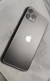 iPhone  11 pro max
