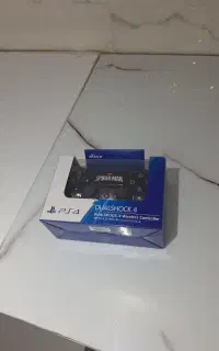 دسته .ps4 . شرکتی آکبند و شارژر دسته اصلی