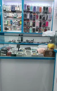 فروشنده خانم