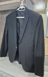 پنج عدد کت در حد نو سه بار پوشیدم