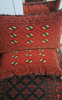 پشتی در حد نو