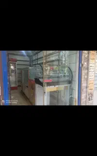 فروش یک یخچال فریزر ایستاده و یک یخچال ویترینی