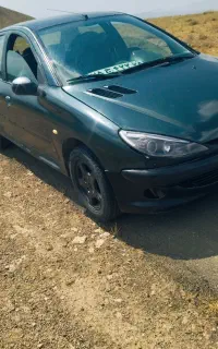 پژو ۲۰۶ مدل ۸۲