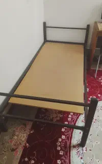 دو عدد تخت بدون تشک دهدشت