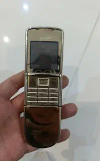 نوکیا۸۸۰۰ اصل