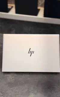 لپ تاپ HP ELITEBOOK بدنه فلزی کارایی بالا و حس خوب