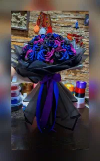 دسته گل خاص کهکشانی بوکت گل هدیه خاص گل روبانی