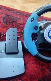 فرمون بازی و دوربین و مونیتور